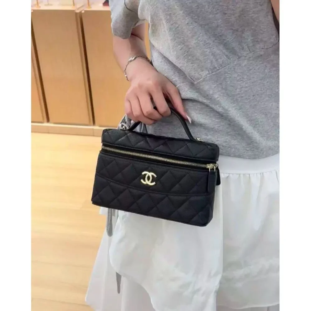 Chanel Women Pre-Loved Bag Very Good Condition